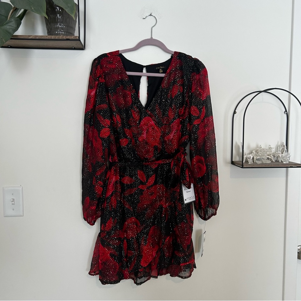 NWT City Studio Red & Black Rhinestone Sparkly V Neck Floral Dress Size 17‎